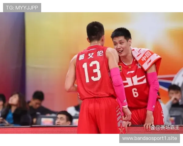 上海男篮迎来挑战 新民体育分析未来前景能否逆袭